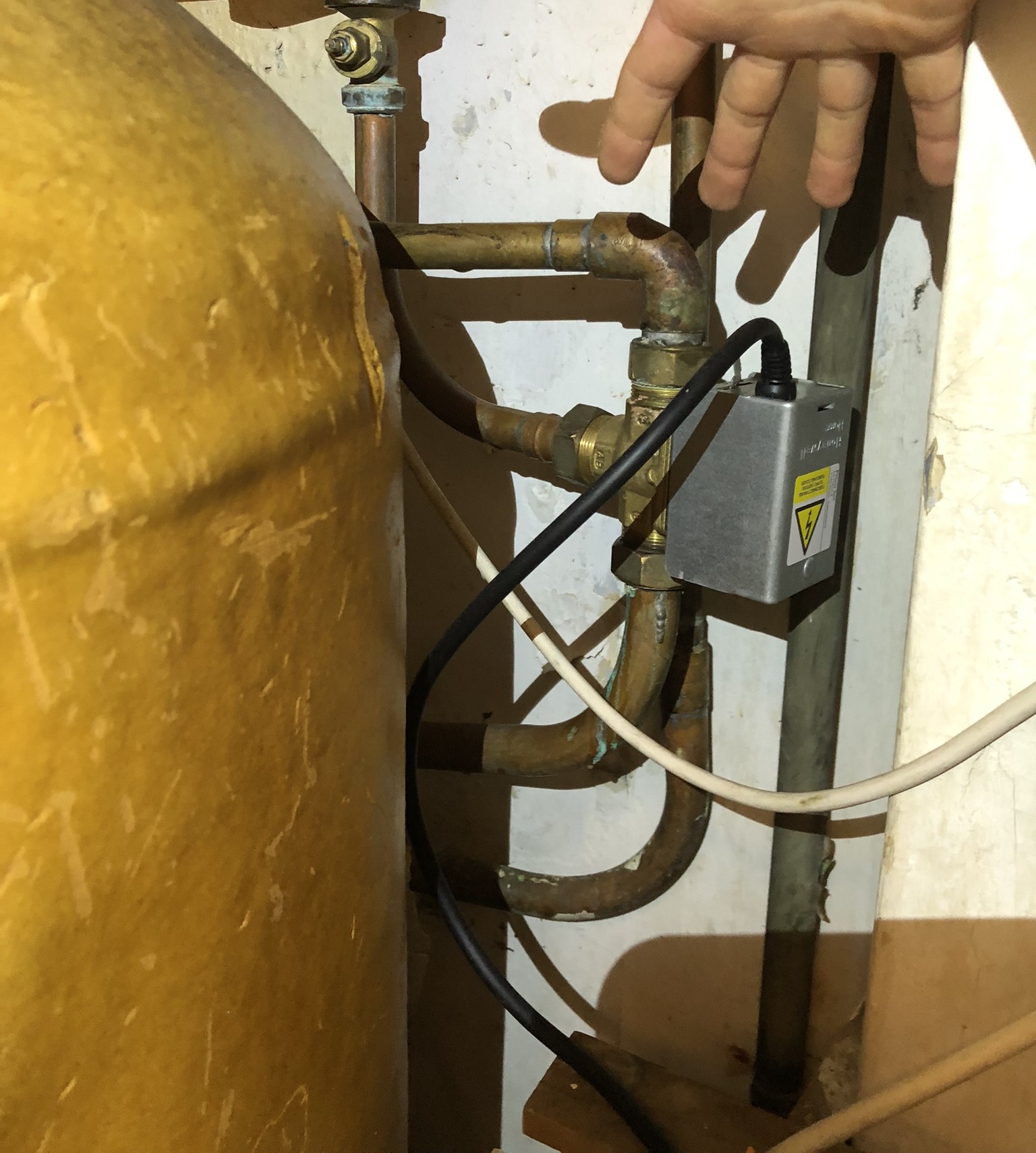 Commercial electrician fault finding a tripping boiler